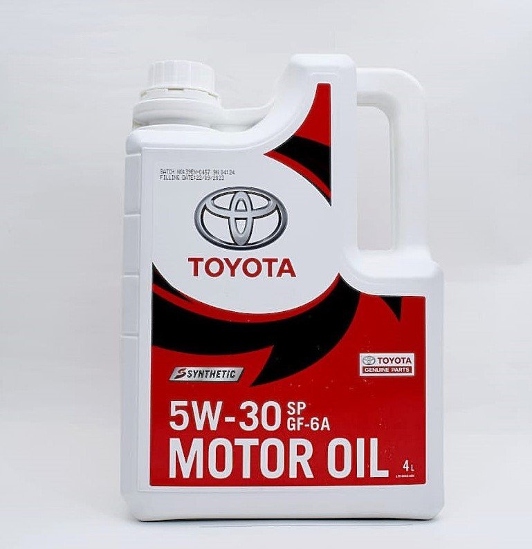 زيت محرك بنزين (5w/30) من تويوتا سعه 4لتر